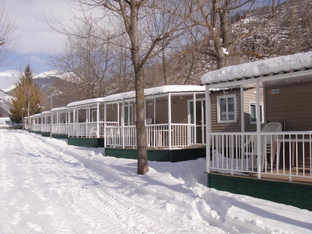 Bungalows Conca De Ter Vilallonga de Ter Szoba fotó